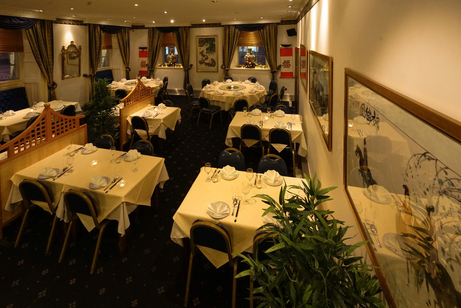 Ground floor dining
